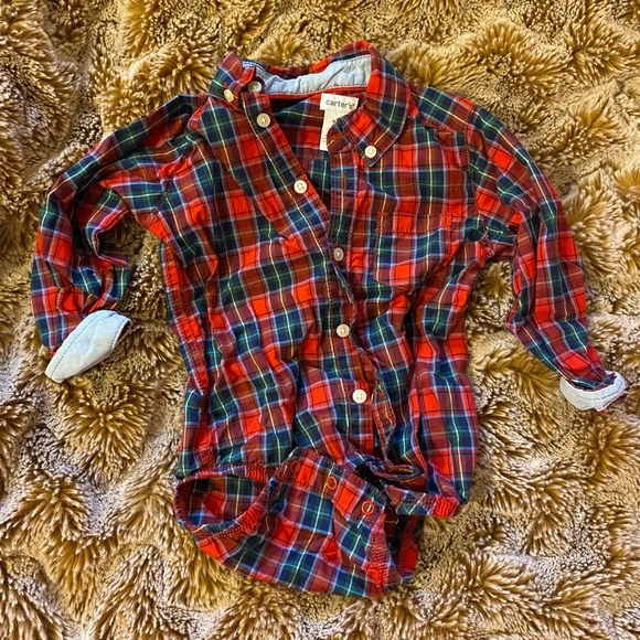 Bundle of Carters 18 month grey corduroys and 2 long sleeve button down onesies - Picture 9 of 9